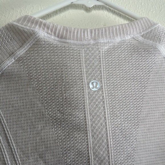 Swiftly Tech Long Sleeve - Picture 6 of 7